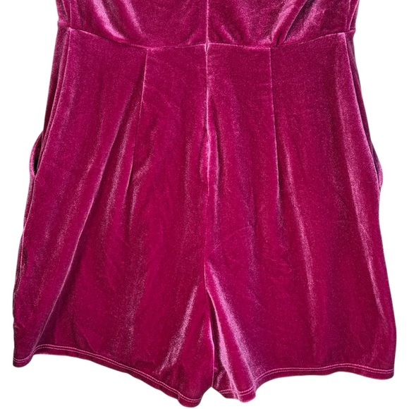 Candies Magenta Pink Velvet Romper. Size XS - Picture 11 of 15